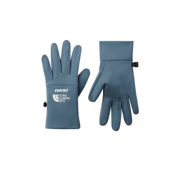 The North Face Accessories - THE NORTH FACE X SKIMS Winter Gloves in Kyanite